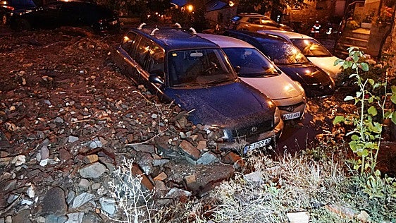Dos muertes, múltiples destrozos y un pueblo en vilo: la noche más dolorosa de Manzanedo de Valdueza