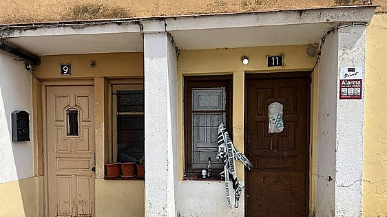 La Guardia Civil investiga el hallazgo de dos cadáveres en plena calle en un pueblo de León