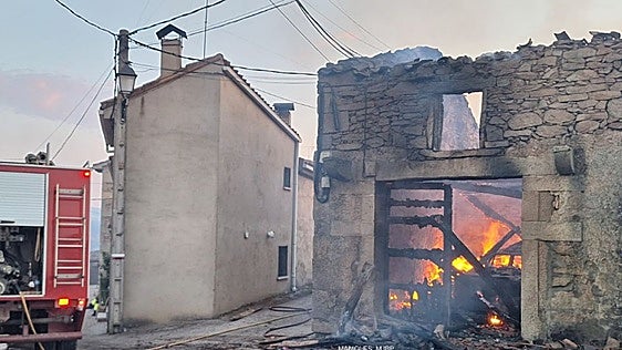 Los vecinos se unen para que Sayago renazca tras los incendios: «Aquí siguen viviendo personas»