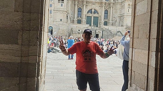 825 kilómetros a pie para visibilizar a los pacientes de esclerosis múltiple
