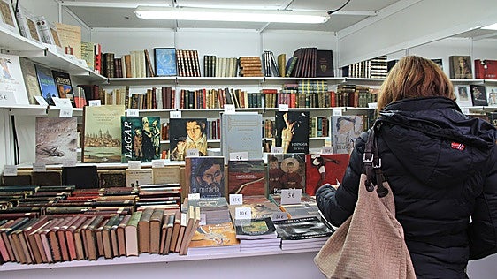 La Feria del Libro Antiguo regresará a Segovia en noviembre, pero en la Plaza Mayor
