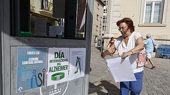 Las familias de pacientes con Alzheimer reclaman más medios y personal cualificado