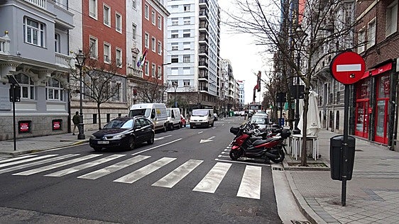 Detenido un delincuente reincidente por forzar de madrugada un coche aparcado en el centro de Valladolid