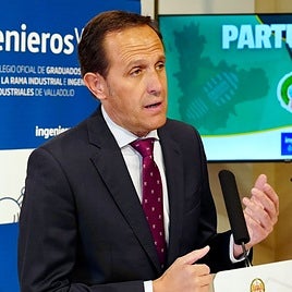 El presidente de la Diputación de Valladolid, Conrado Íscar, este miércoles durante una presentación en el Palacio de Pimentel.