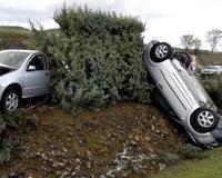 El puente de San José deja 45 muertos y 26 heridos graves en las carreteras españolas 