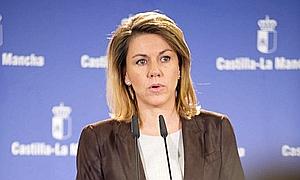 La presidenta de Castilla-La Mancha, María Dolores de Cospedal, presentaba ayer el plan de recortes. / Efe