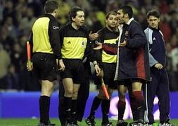 Guardiola recrimina a Losantos Omar una polémica jugadaba en el Bernabéu. / Archivo