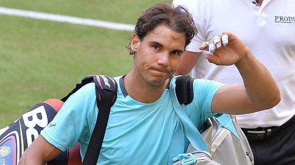 Nadal se despide del público en Halle. 