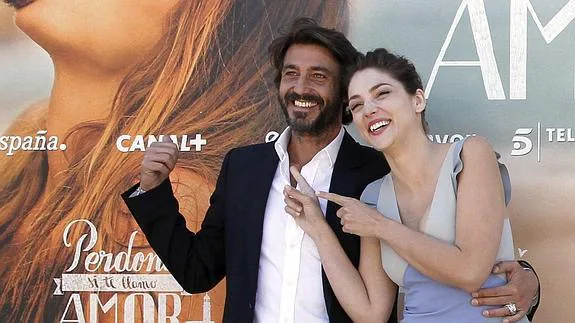 Daniele Liotti y Paloma Bloyd, protagonistas de 'Perdona si te llamo amor'.