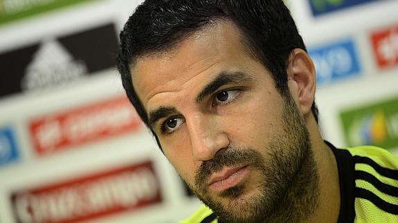 Cesc, en una rueda de prensa. 