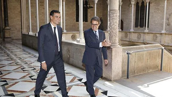 Pedro Sánchez y Artur Mas.