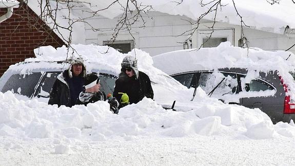 Vista de la nieve acumulada en la ciudad de Búfalo, en el oeste del estado de Nueva York