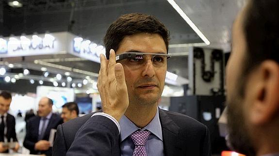 Un usuario de Google Glass.