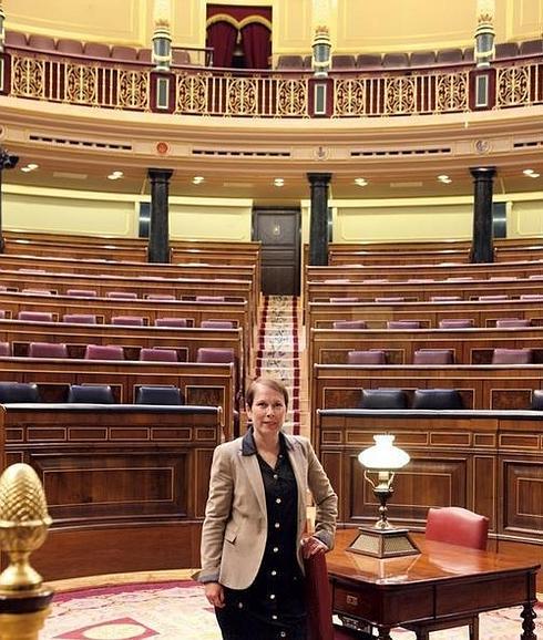 Uxue es diputada de Geroa Bai en el Congreso y concejala del ayuntamiento de Pamplona. 