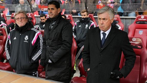 Carlo Ancelotti, en el banquillo del Calderón. 