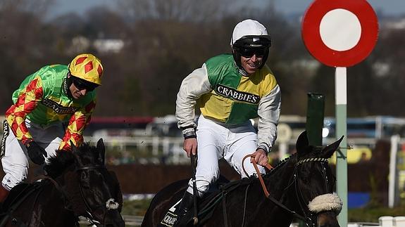 Aspell (d), durante la competición. 