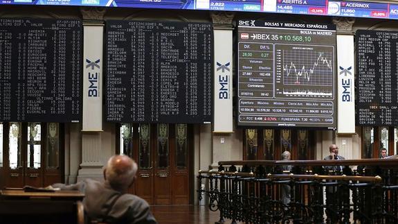 Interior de la Bolsa de Madrid. 