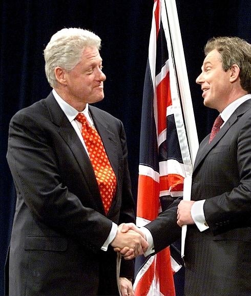 Bill Clinton y Tony Blair, en una imagen del año 2000. 