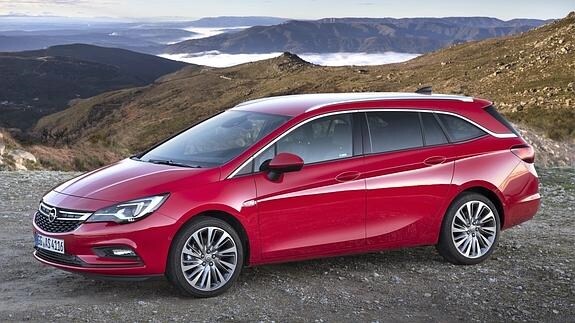 Opel Astra Sports Tourer, aspecto familiar con comportamiento deportivo