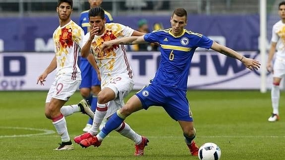 Nolito, durante el amistoso contra Bosnia.