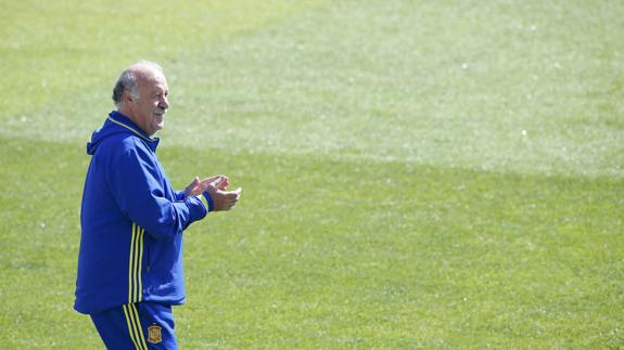 Vicente del Bosque, en un entrenamiento.