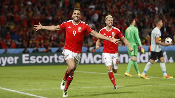 Robson-Kanu,celebra su golazo ante Bélgica. 