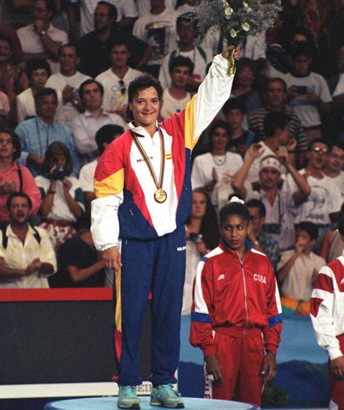 Miriam Blasco celebra la medalla de oro.  