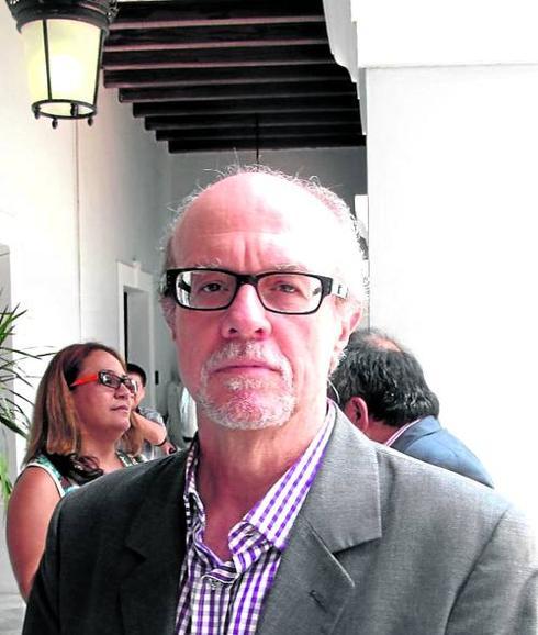 Héctor Feliciano participa en la ponencia ‘La espada y la pluma’.