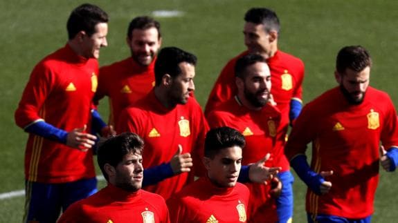 La selección española, durante un entrenamiento. 