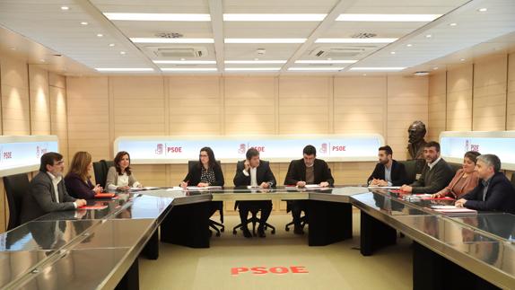Reunión de la comisión gestora del PSOE.