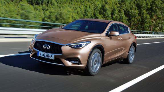 Infiniti Q30, desde 22.990 euros