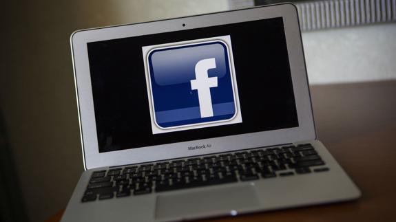 Facebook cambiará para proteger mejor al consumidor.