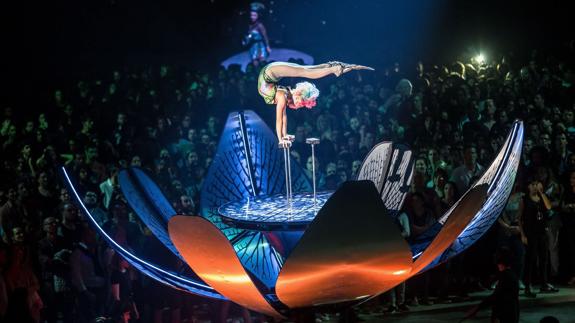 El Circo del Sol en uno de sus espectáculos.