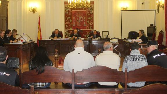 Los porteadores de la droga se atribuyen la operación desde Galicia y exculpa a la cúpula Larralde