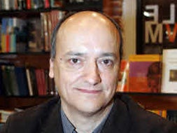 Gustavo Martín Garzo.