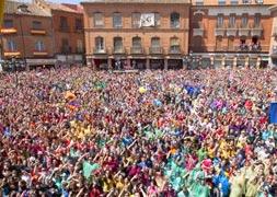 El alcalde de Benavente concede el Toro Enmaromado a sus ciudadanos
