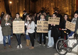 Los universitarios de Valladolid salen a la calle en apoyo a los estudiantes de Valencia