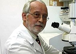 Constancio González Martínez, catedrático de Fisiología y director del Departamento de Bioquímica y Biología Molecular y Fisiología de la Facultad de Medicina de Valladolid / ICAL
