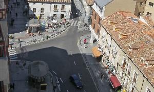 La plaza que nació de una procesión