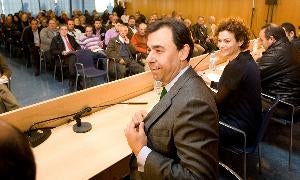 El presidente de la Diputación, Fernando Martínez Maíllo, asistió al Consejo de Alcaldes. / J. L. Leal