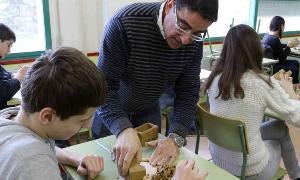 La artesanía llega a las aulas del Instituto Zorrilla