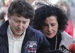 Samuel Folgueral, alcalde de Ponferrada, a su llegada a la sede del PSOE de Castilla y León en la mañana de ayer / Foto: G. Villamil | Vídeo: Agencias