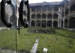 Patio del Claustro de las Francesas./ G. Villam