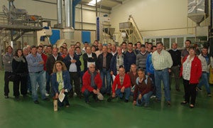 El aprovechamiento del piñón, objeto de interés de estudiantes, profesores, técnicos y profesionales del sector forestal andaluz