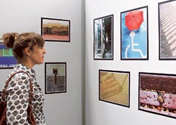 Pacientes de Psiquiatría muestran su lado íntimo en fotografías y cuadros./ A. Bruiz