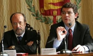 León de la Riva de Fernández Mañueco: «Lo que Dios no da, Salamanca no presta»