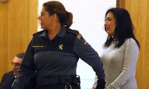 La acusada escucha el veredicto del jurado. / Ical