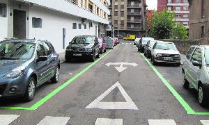Las calles lucen ya las líneas verdes y azules. Solete Casado