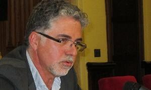 El PSOE acusa a la Diputación del ilegal derribo de viviendas en el barrio San José