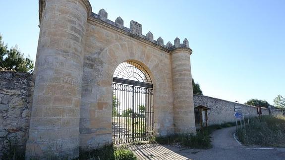 La urbanización El Bosque Real eleva la renta media de los laguneros.